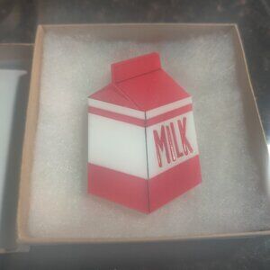 Daisy Jean  for Sarsparilly collection  Milk Brooch New